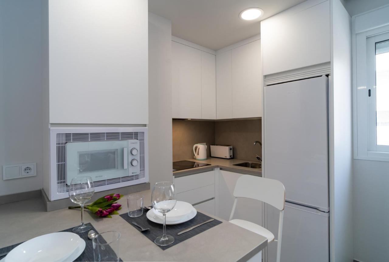 Aac Malaga - Apartamento Muy Comodo Y Bien Comunicado, A 1,3Km Del Centro Buitenkant foto