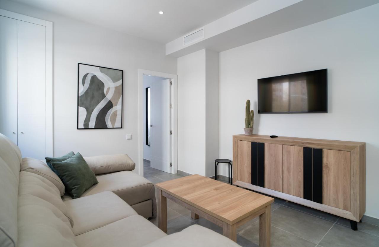 Aac Malaga - Apartamento Muy Comodo Y Bien Comunicado, A 1,3Km Del Centro Buitenkant foto