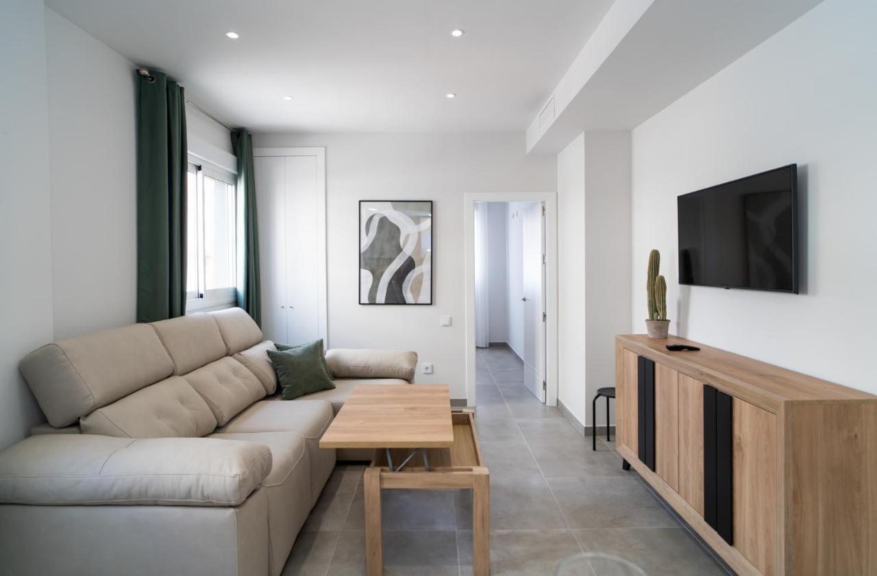 Aac Malaga - Apartamento Muy Comodo Y Bien Comunicado, A 1,3Km Del Centro Buitenkant foto