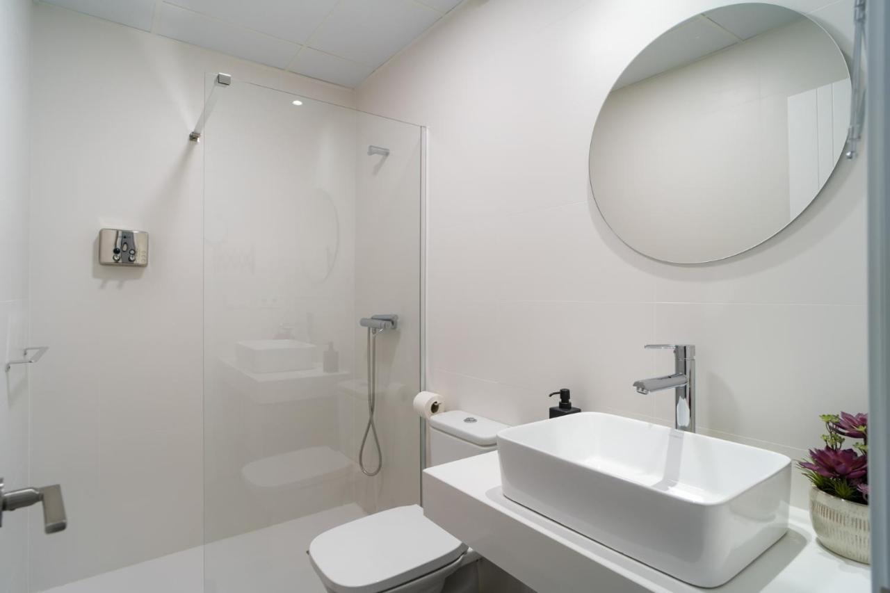 Aac Malaga - Apartamento Muy Comodo Y Bien Comunicado, A 1,3Km Del Centro Buitenkant foto